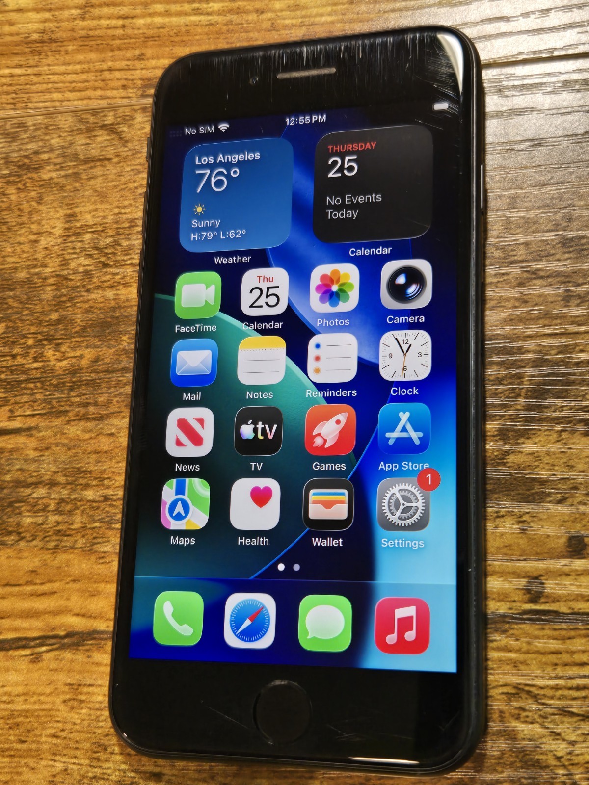 Apple iPhone SE (2020) – 64 GB – Gray (Unlocked) Battery 80% No Sim Tray