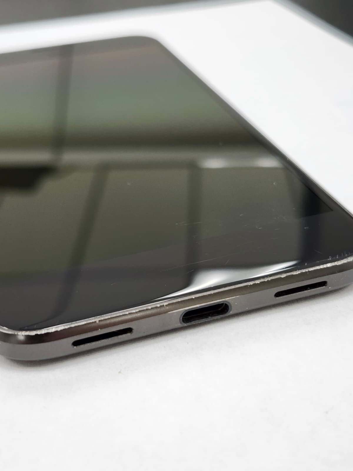 DEFECTIVE – Google Pixel XL – 128GB – Black – Unknown – 12341