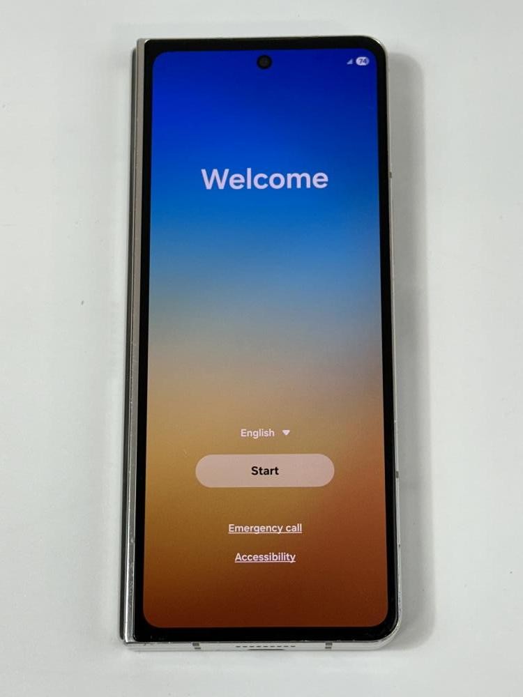 Samsung Galaxy Z Fold5 512GB SM-F946U Cream (Unlocked) – Broken
