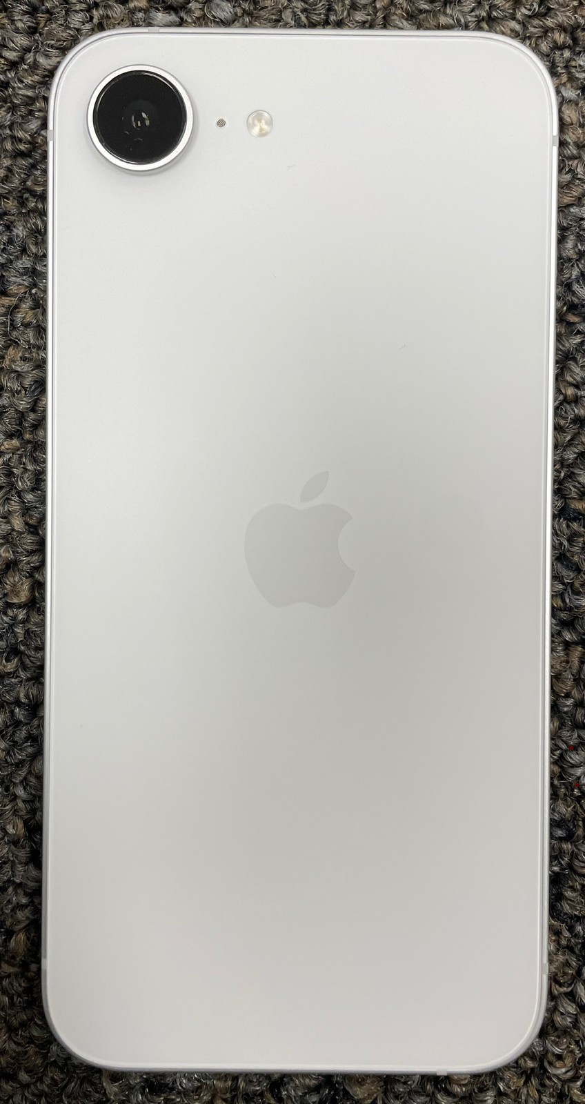 Apple iPhone 16e – 128 GB – White (Unlocked) *Please Read Description