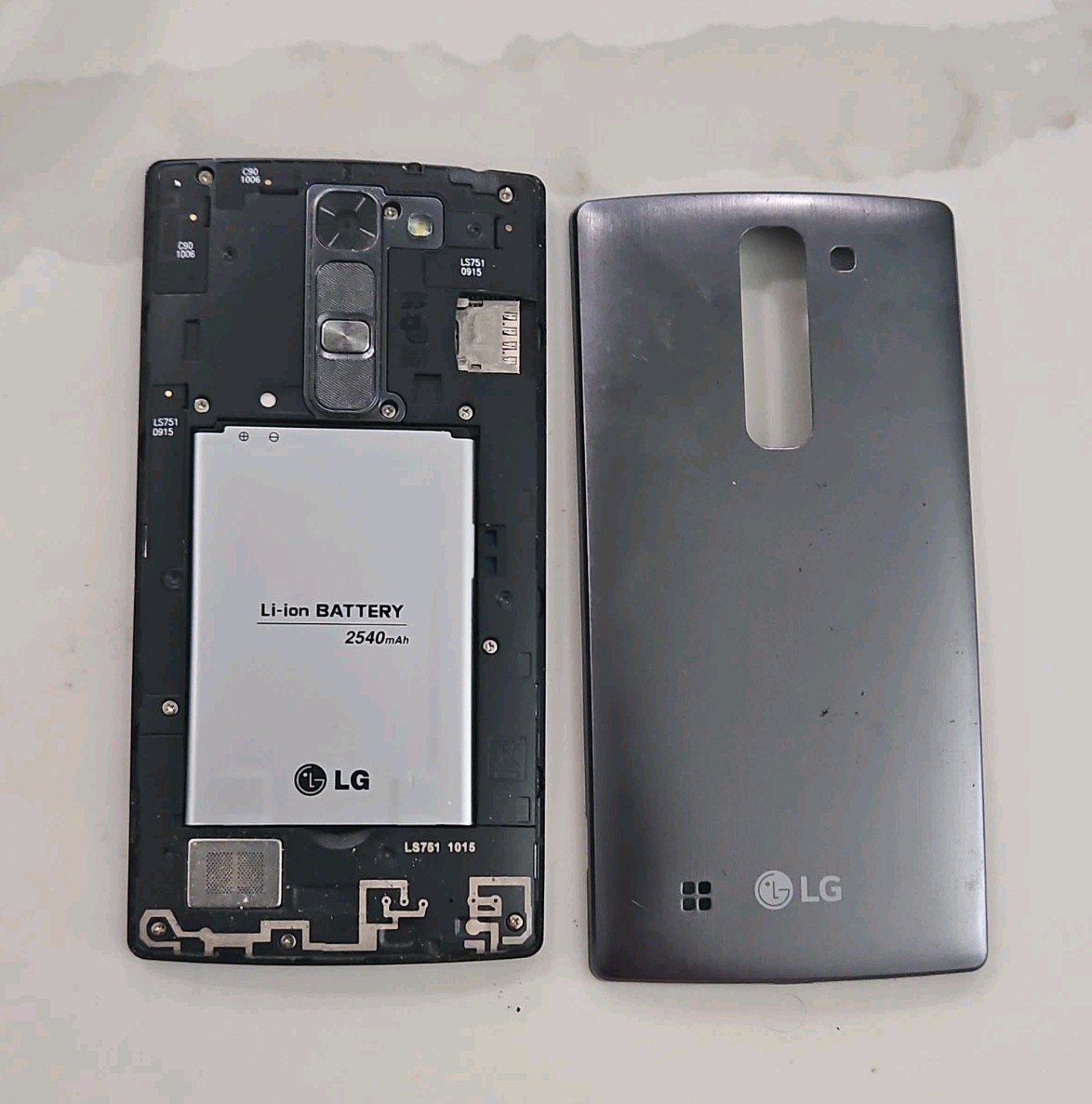 LG Volt 2 GB Android Smart Phone Black – Boost Mobile – LGLS751