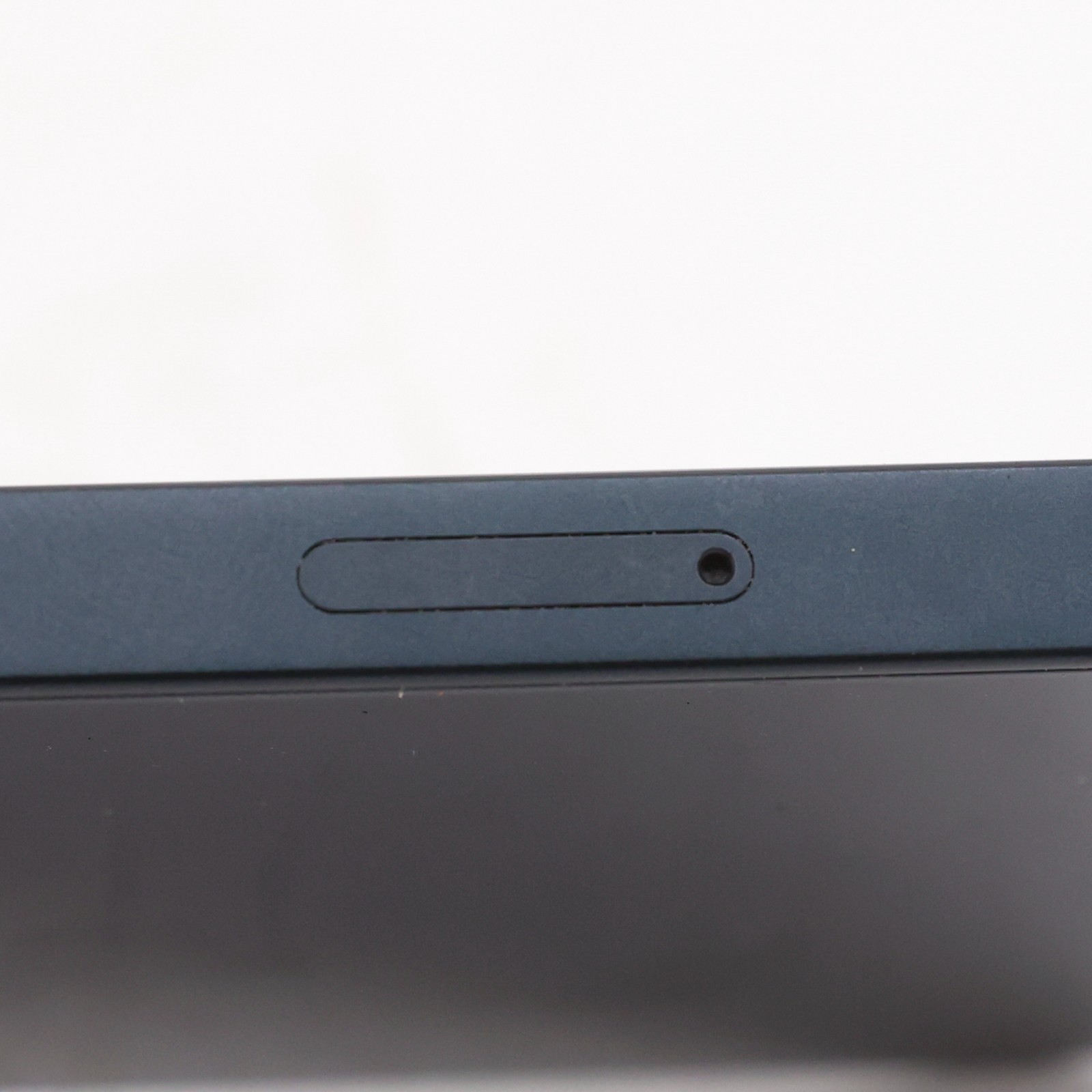 Apple iPhone 13 Midnight Black Admin Locked Lost Mode