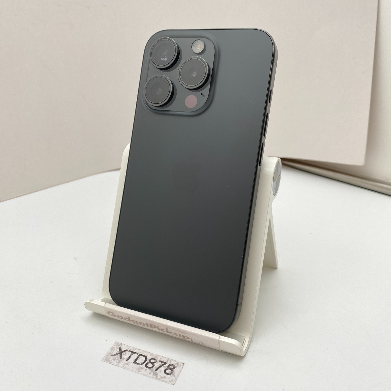 Apple iPhone 15 Pro – 128GB – Black Titanium (Unlocked) – Fair Condition