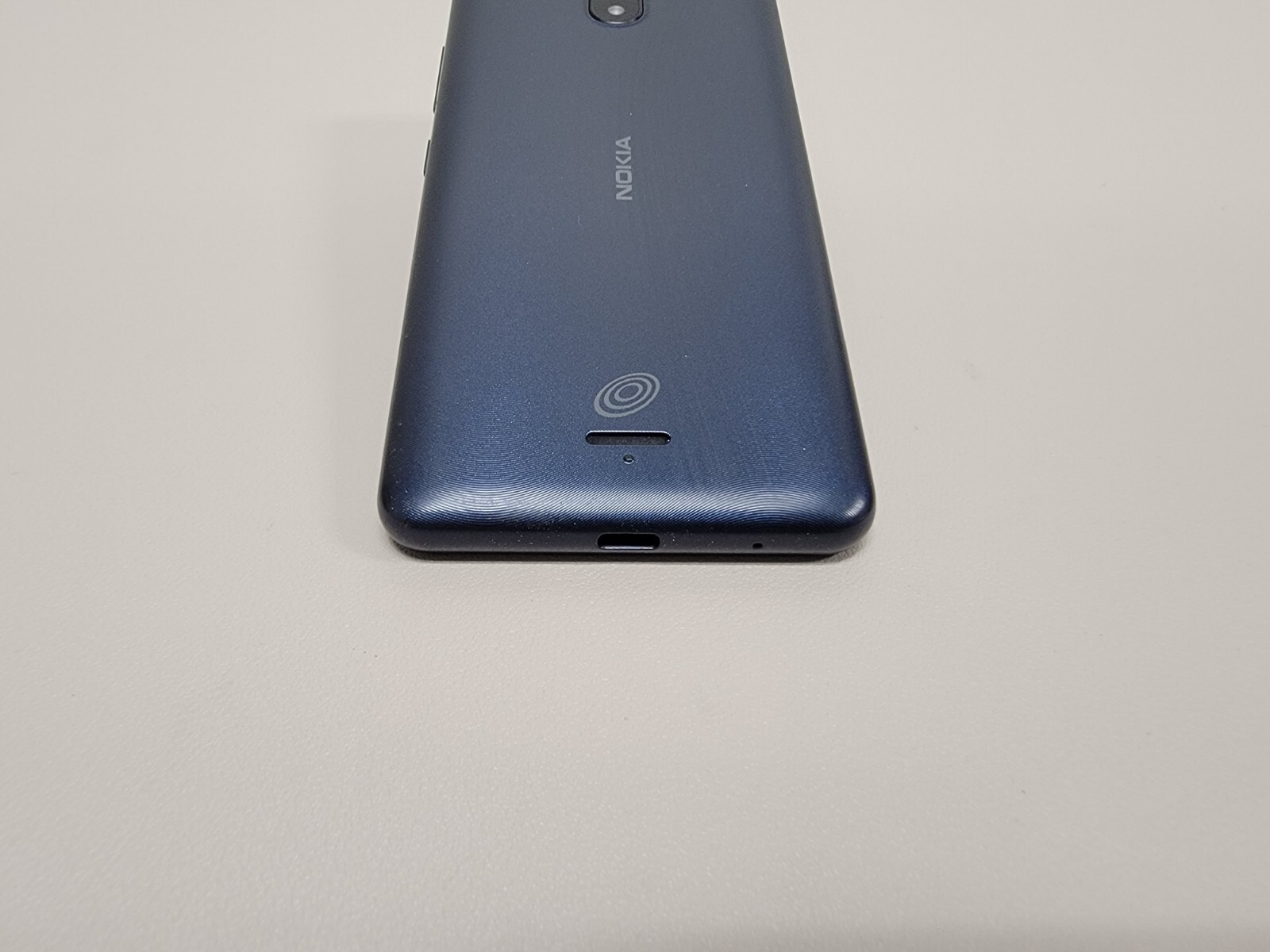 Nokia C100 N152DL (Blue 32GB) Tracfone -FOR PARTS ONLY