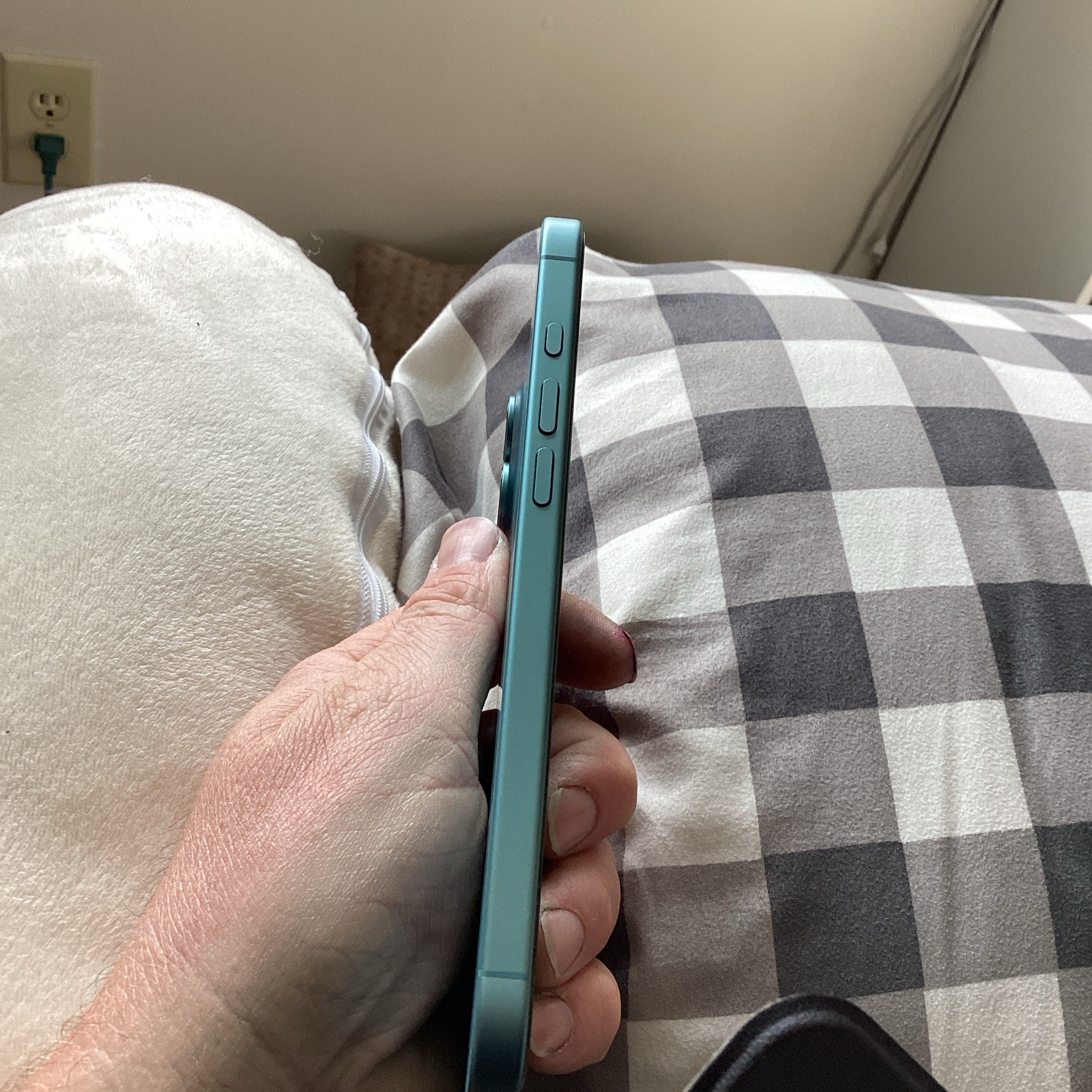 Apple iPhone 16 Plus 256GB Blue Unlocked in open box condition