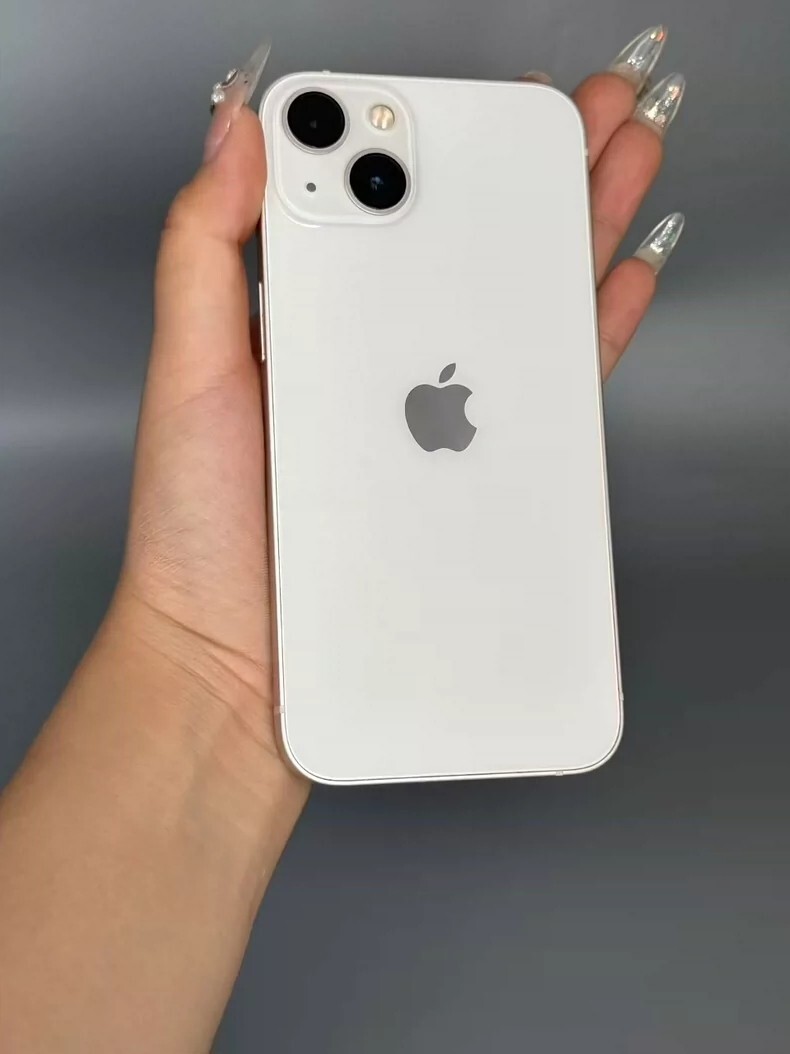 Apple iPhone 13- 128GB/256GB-Unlocked Excellent Condition – Random Color