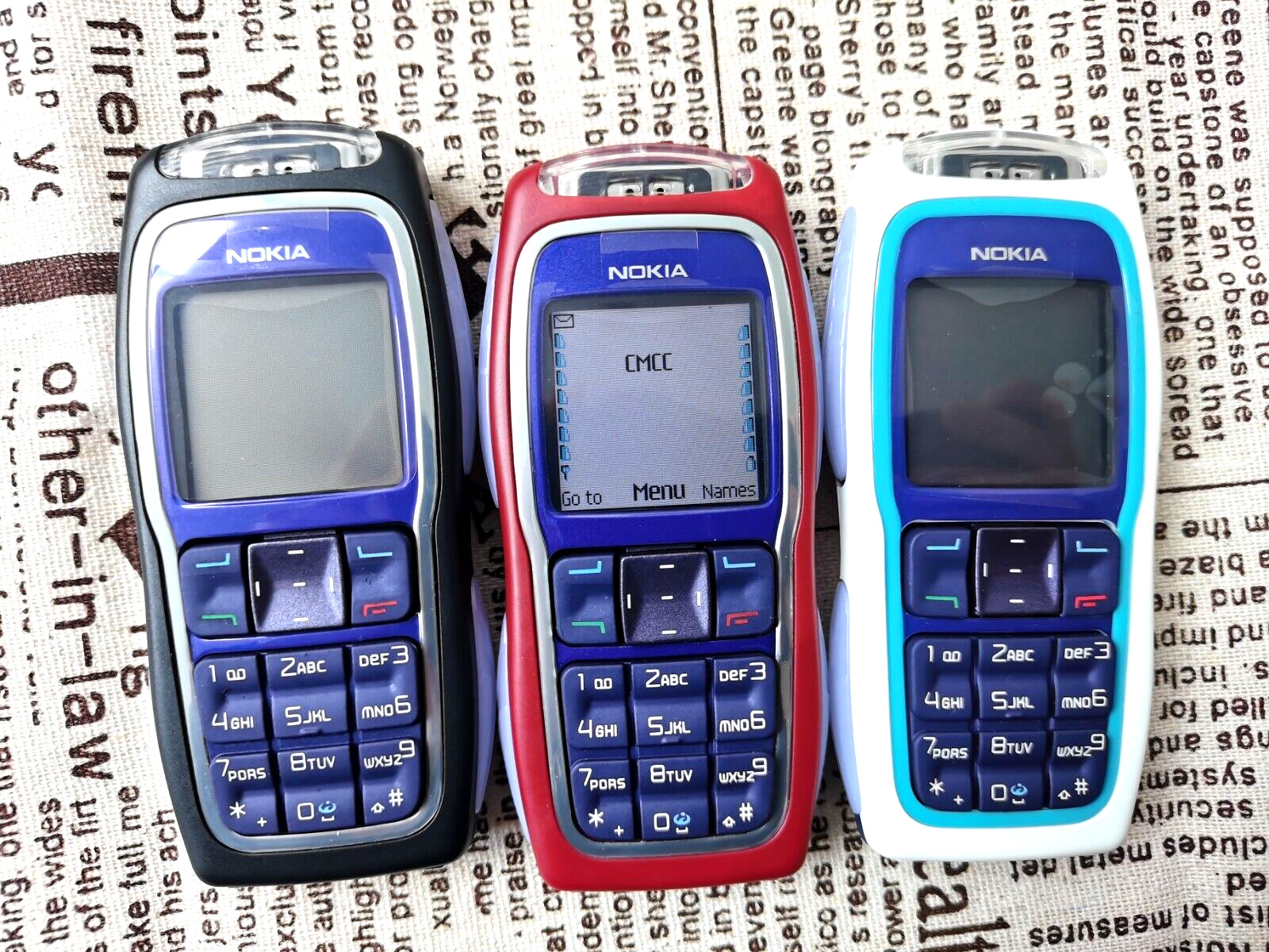 Nokia 3220 random color