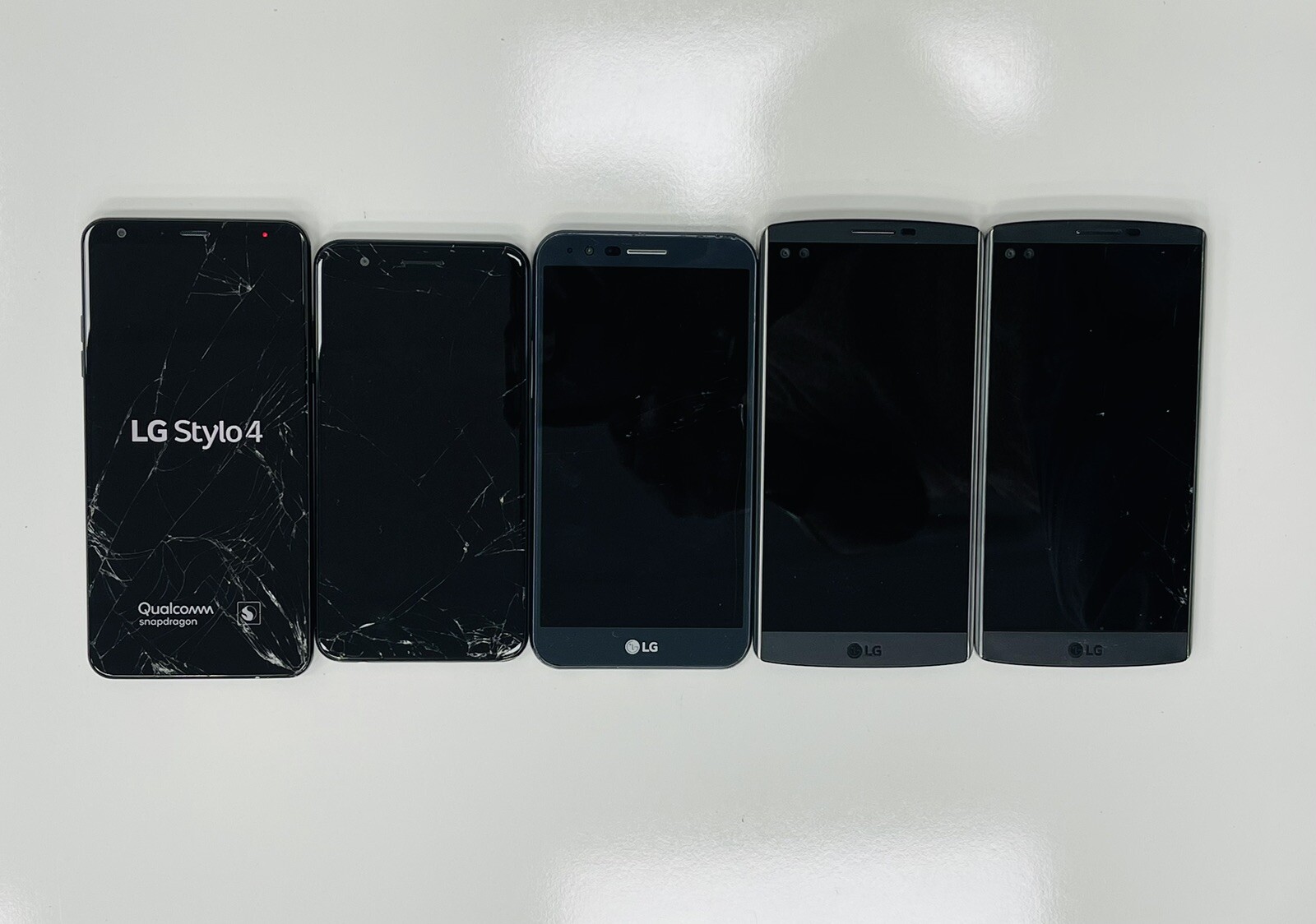 Lot#025 LG Salvage Phones (5pc) ONLY FOR PARTS OR REPAIR AS NO RETURN