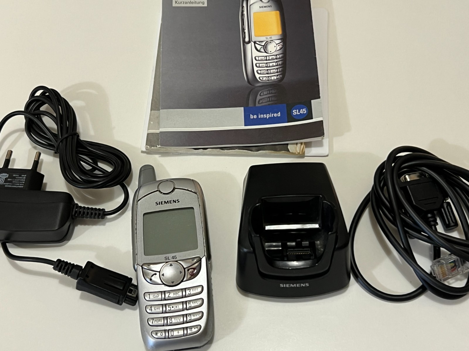 Ultra Rare Siemens SL45 Rare With Stand Charging Beautiful Retro Cell Phone