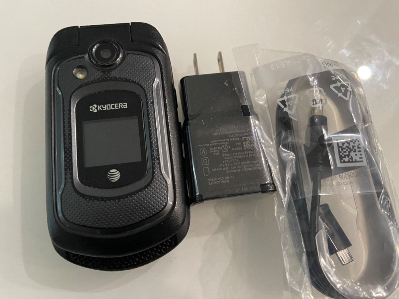 Kyocera Duraxe E4710 – 8GB – Black Unlocked Smartphone-Grade D