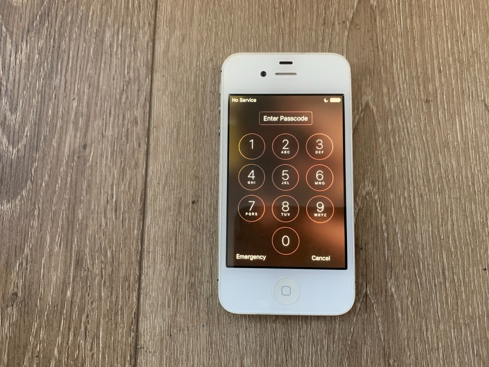 Apple iPhone 4 A1387 3.5″ screen power on Untested For Parts or Repair