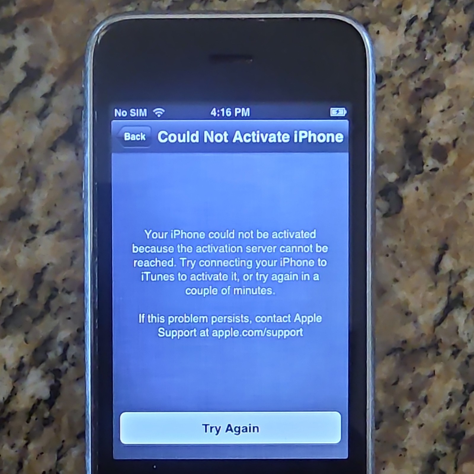 Apple iPhone 3G A1203 16GB Black 3.5in GSM iOS Wi-Fi GPS Bluetooth 2MP