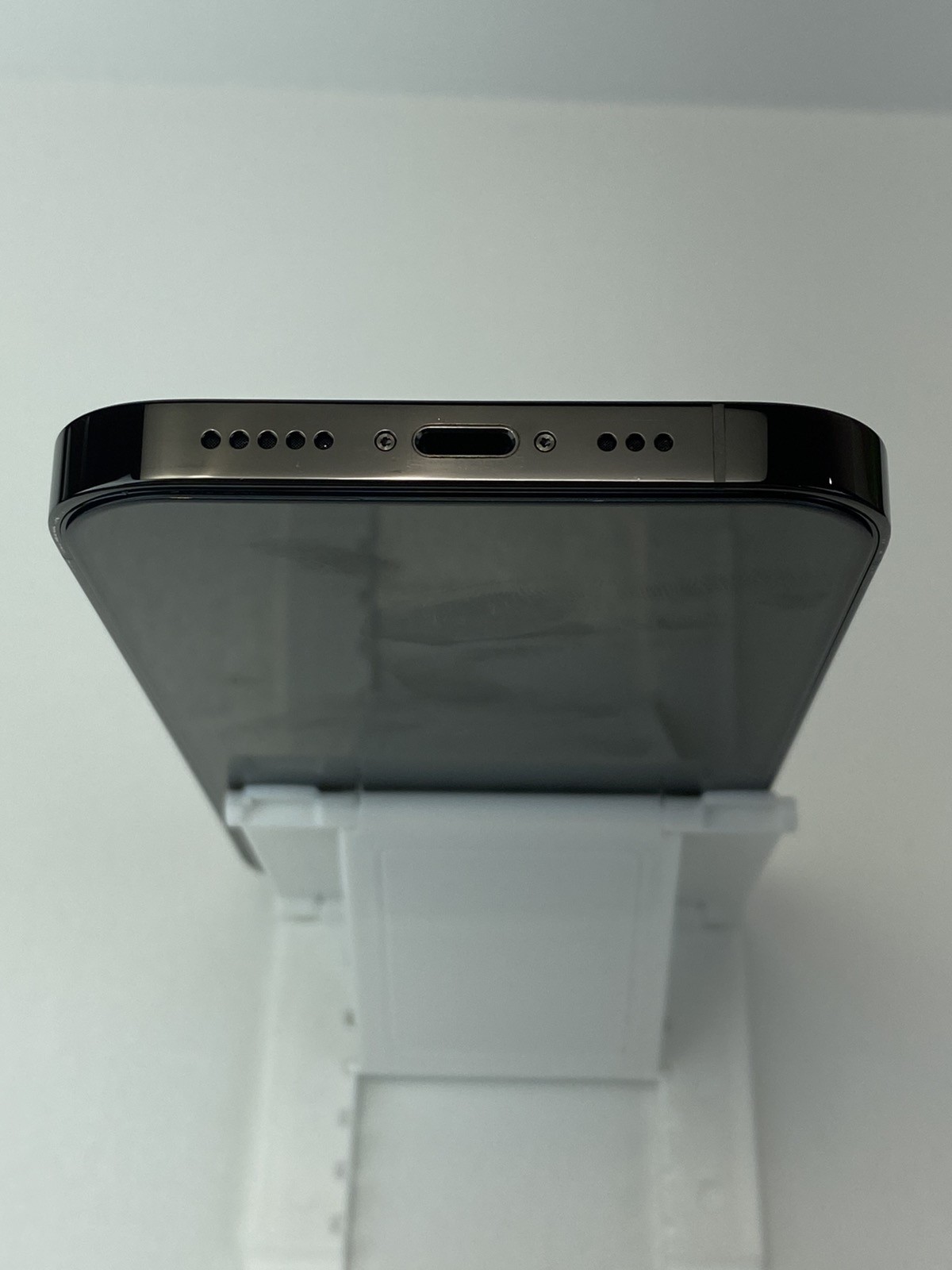 Apple iPhone 14 Pro A2650 1TB Space Black 97% battery health Factory Unlocked