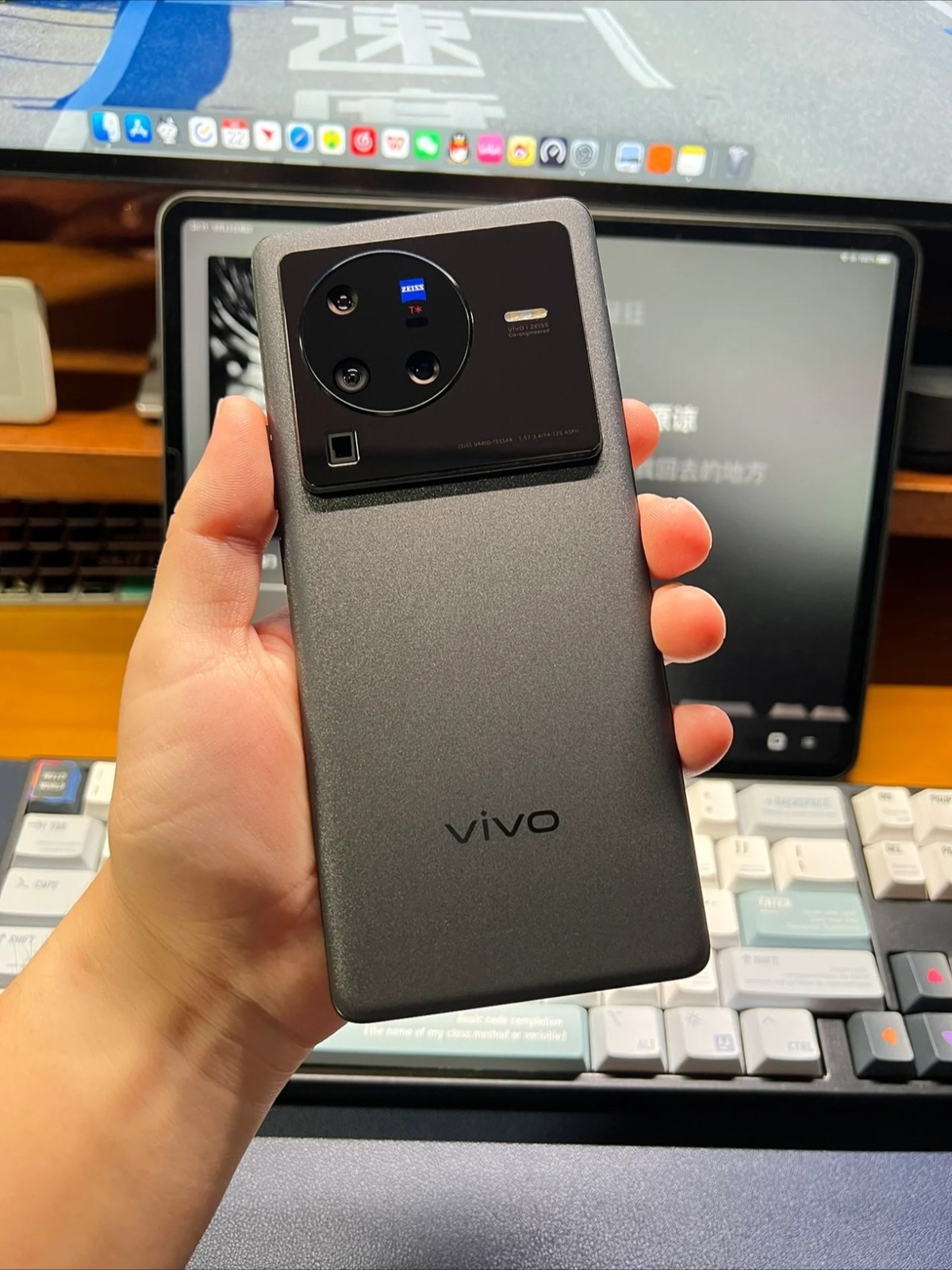 vivo X80 Pro 6.78″ 50MP 256GB 512GB Snapdragon 8 Gen 1 Android 12 CN version