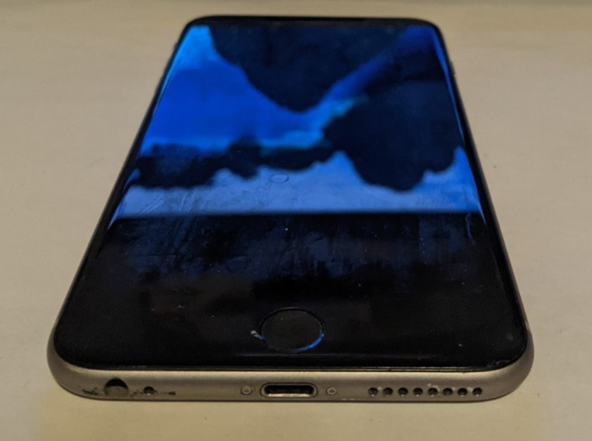 Apple iPhone 6S Plus 64GB(A1634) Space Gray (AT&T Unlocked) Fully Functional