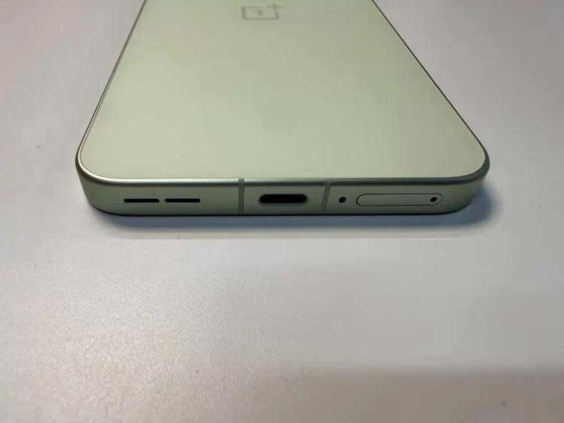 OnePlus 15R 5G 6.83″ 50MP OxygenOS 512GB 12GB RAM Global