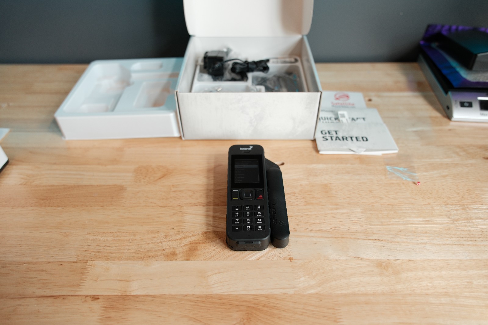 inmarsat iSatPhone 2