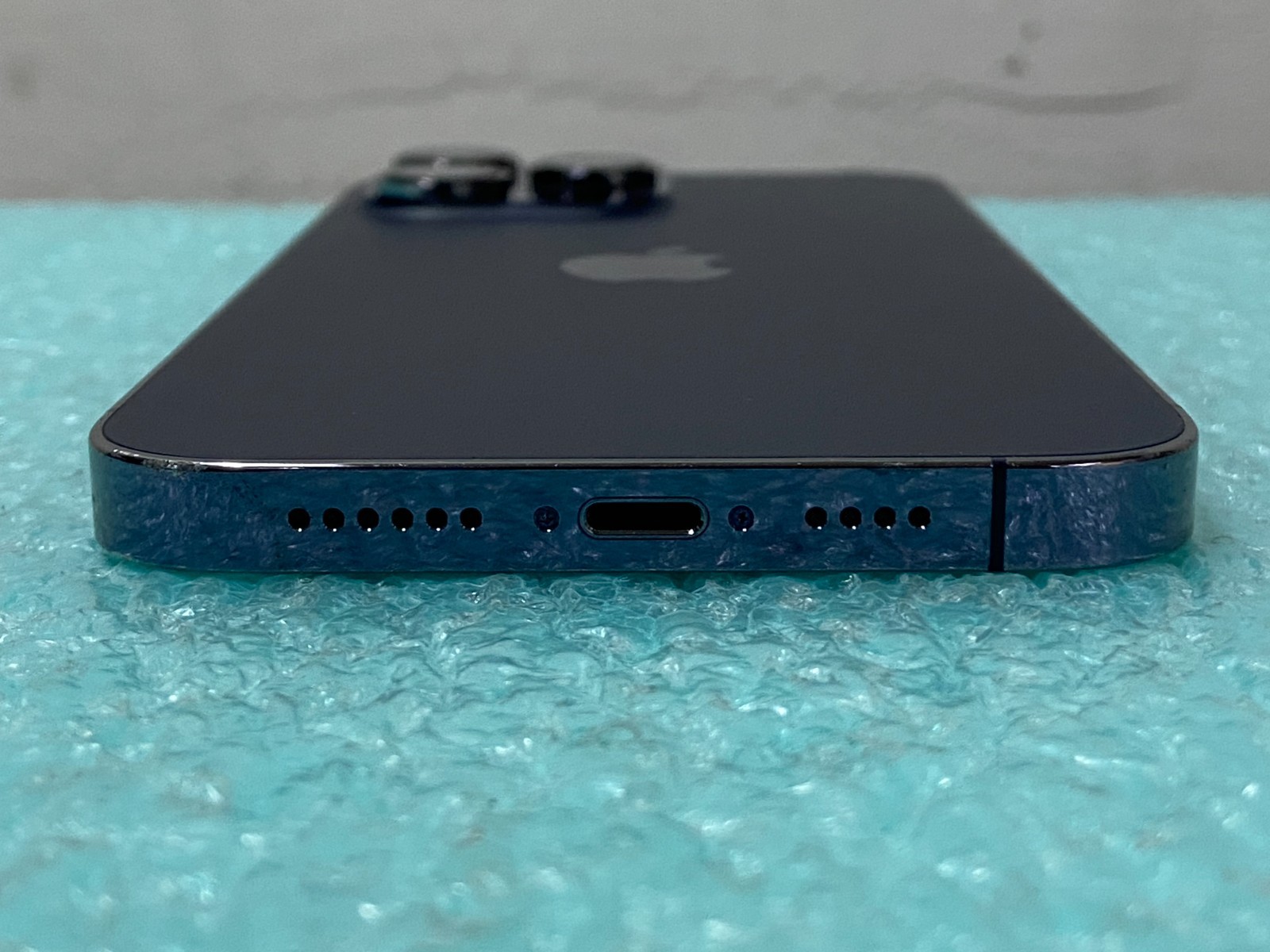 Apple iPhone 14 Pro Max A2651 6.7″ 1TB Network(AT&T) NQ953LL/A *Read* | AP110