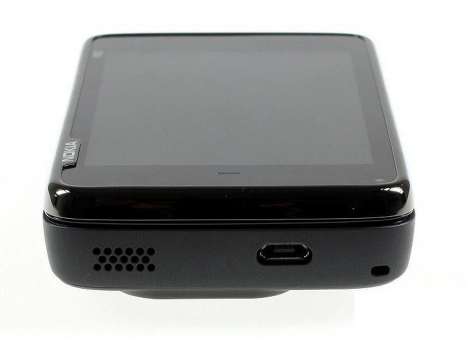 Nokia N900 5MP 32GB Black 3.5 Inch WiFi Keyboard Unlocked classic Mobile Phone