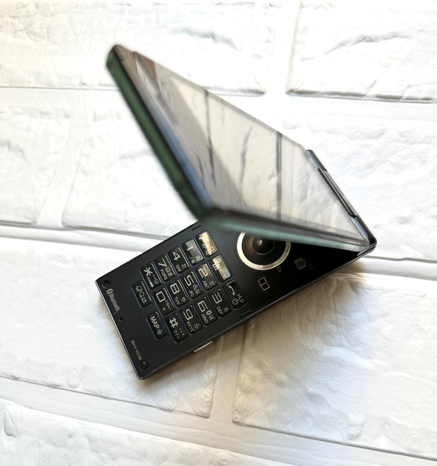 SHARP SH-01B Black Japanese Flip Phone DOCOMO FOMA Keitai Garakei Retro