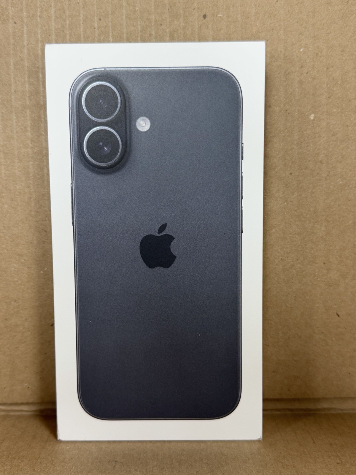 Apple iPhone 17 – 256GB Black (Verizon) Smartphone BRAND NEW SEALED 1 YEAR WRNTY