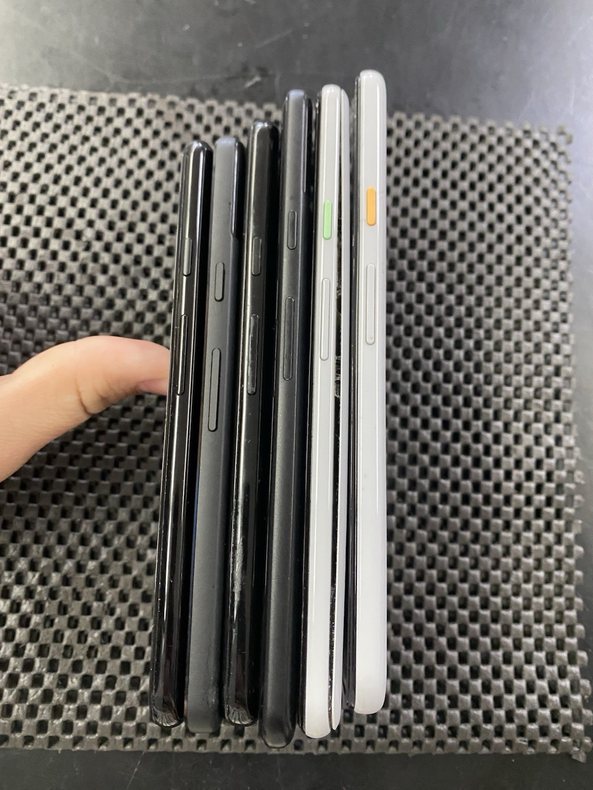 Lot Of 6 Google Pixel 2a/2/2XL For Parts/Repair – I5