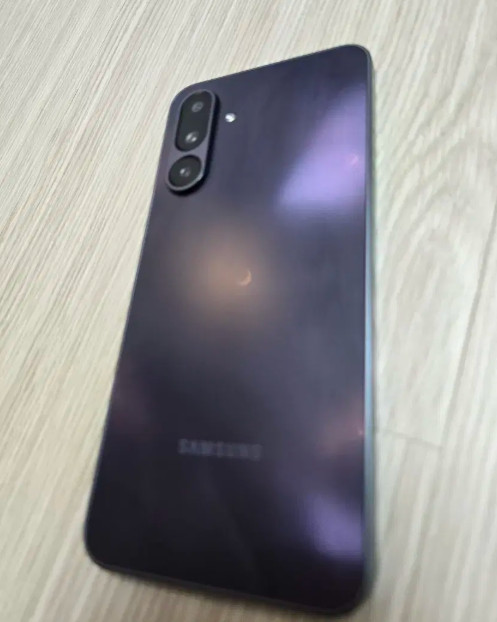 Samsung Galaxy Jump4 SM-M366K 128GB 8GB Unocked mobile Random color