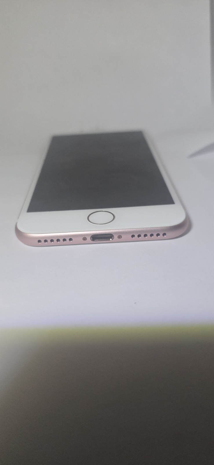 Apple iPhone 7 Plus Rose Gold – MODEL: A1660 – Works with any Nano Sim Card