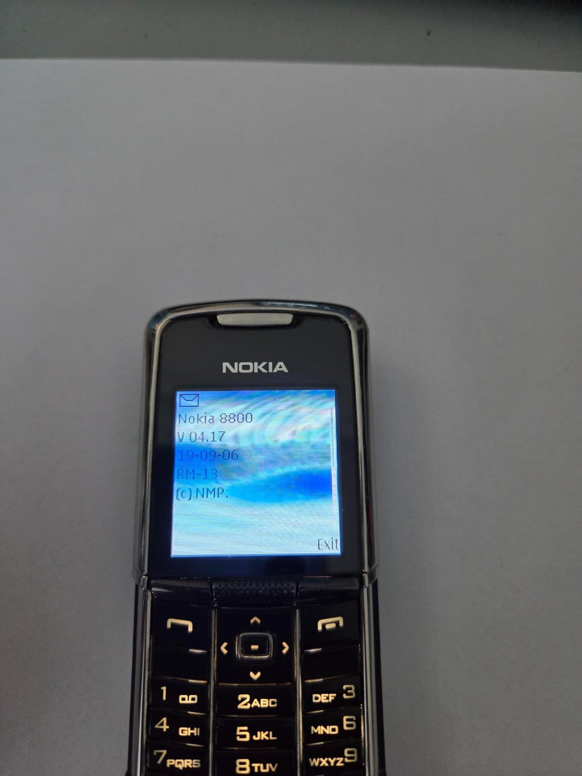 NOKIA 8800 RM-13 CELL PHONE MADE IN GERMANY 100% GENUINE GSM SIM FREE UNLOCK