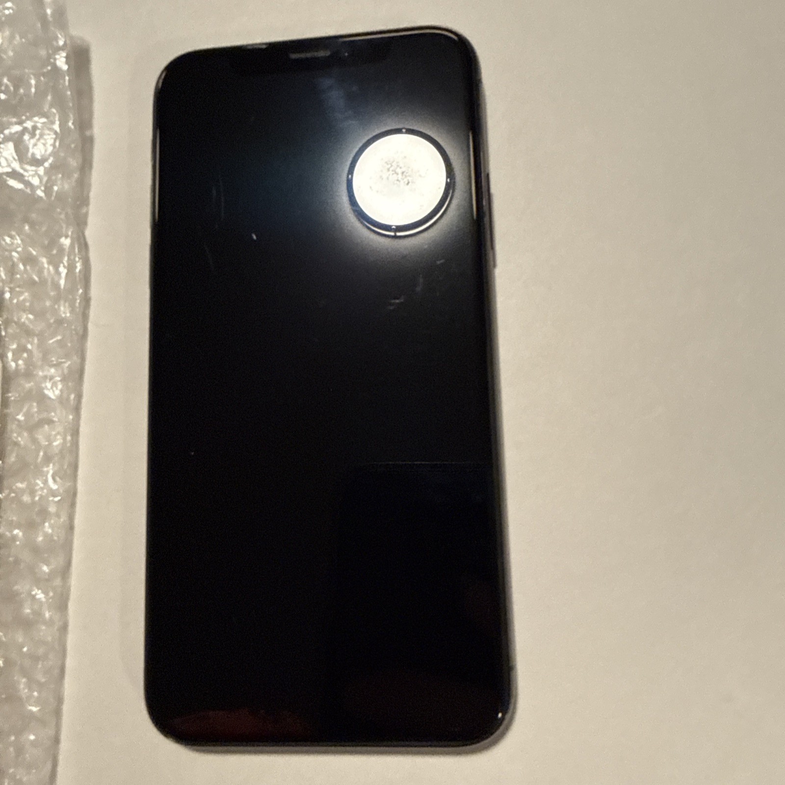 Apple iPhone X – 64GB – Space Gray (Unlocked) Broken LCD – Good Back FOR REPAIR