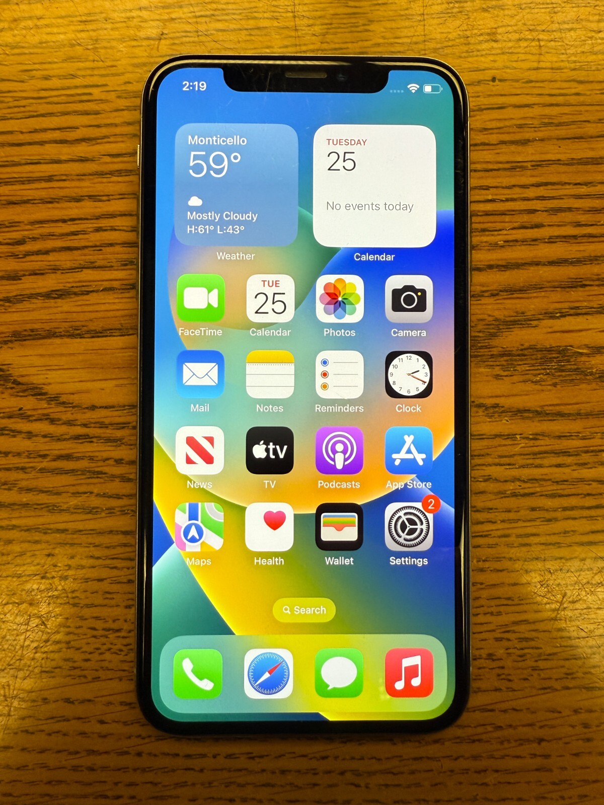 Apple iPhone X – 64GB – Silver (Unlocked) A1865 (CDMA + GSM)