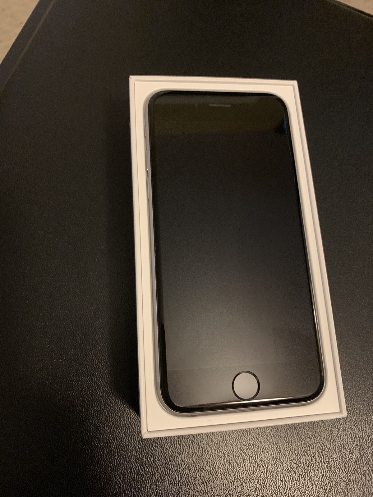 Apple iPhone 6s – 16GB – Space Gray (Sprint) A1688 (CDMA + GSM)