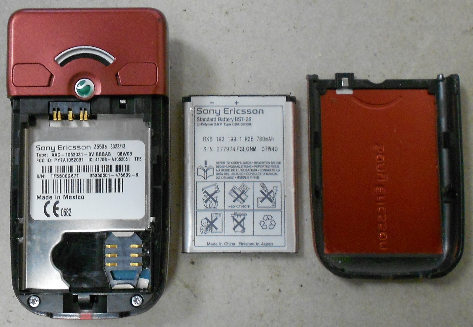 Vintage Sony Ericsson Z550a Very Rare Color Fully Functional 0224-03M