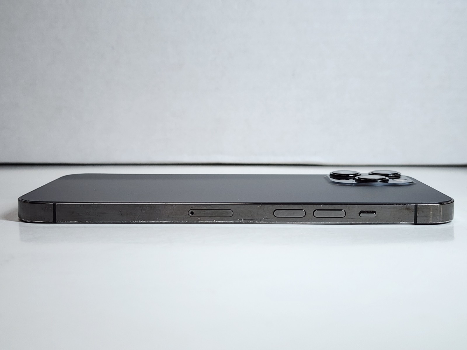 Apple iPhone 12 Pro Max 128GB A2342 Graphite AT&T Only – For Parts Only