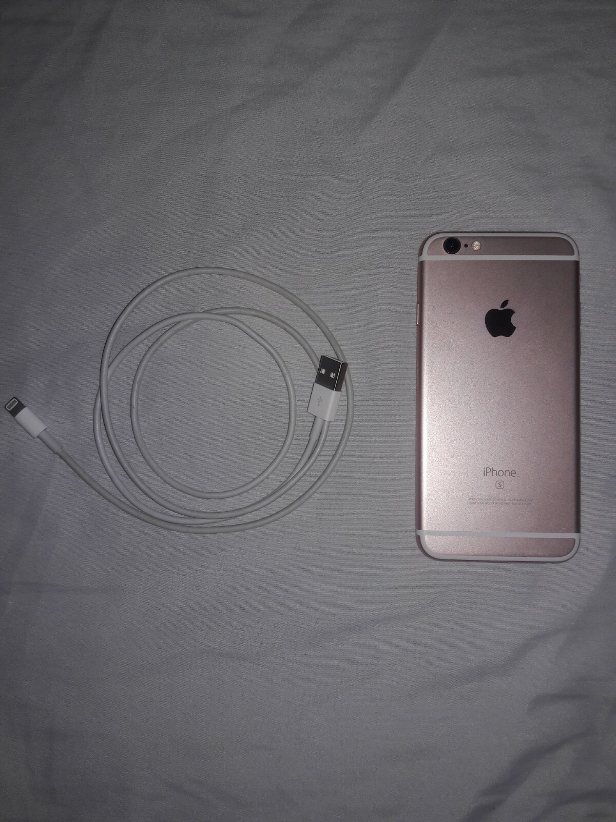 Apple iPhone 6s – 128GB – Rose Gold (Unlocked) A1633 (CDMA + GSM)