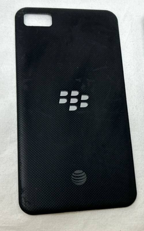 BlackBerry Z10 Smartphone 4.2″ Bluetooth Android WiFi 4G USB Camera 8MP READ