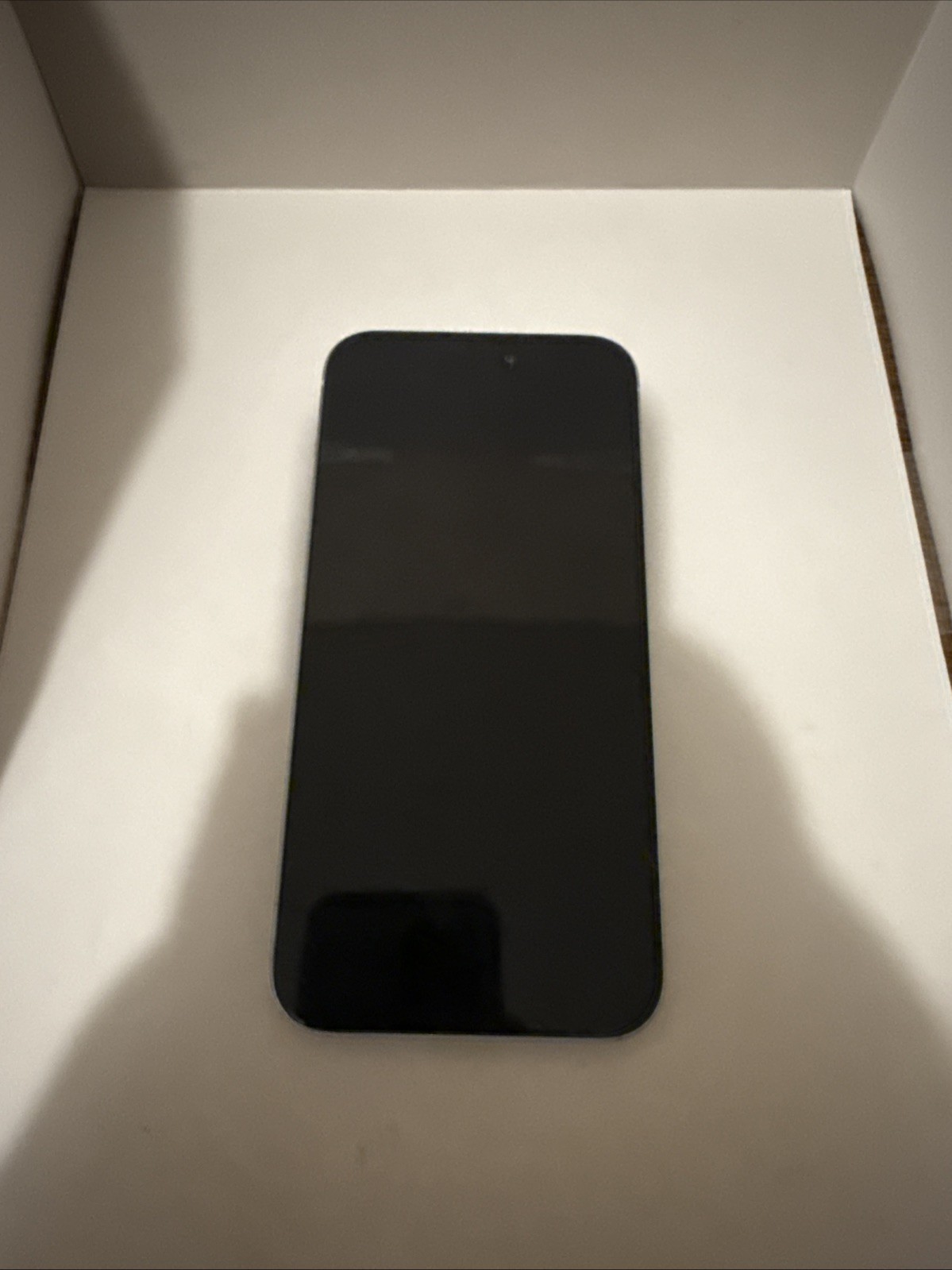 Apple iPhone 15 Plus (FOR PARTS ONLY)