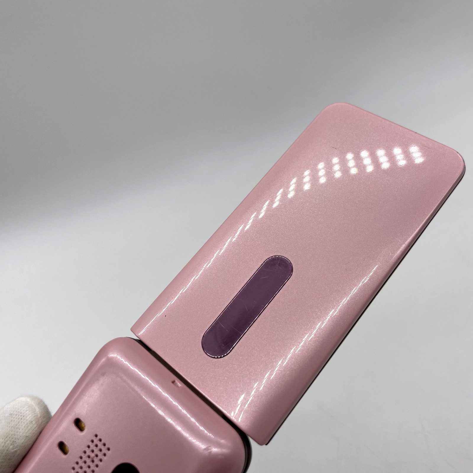 KYOCERA GRATINA KYF31 Pink Android Flip Phone Unlocked SIM Free Japan Clean
