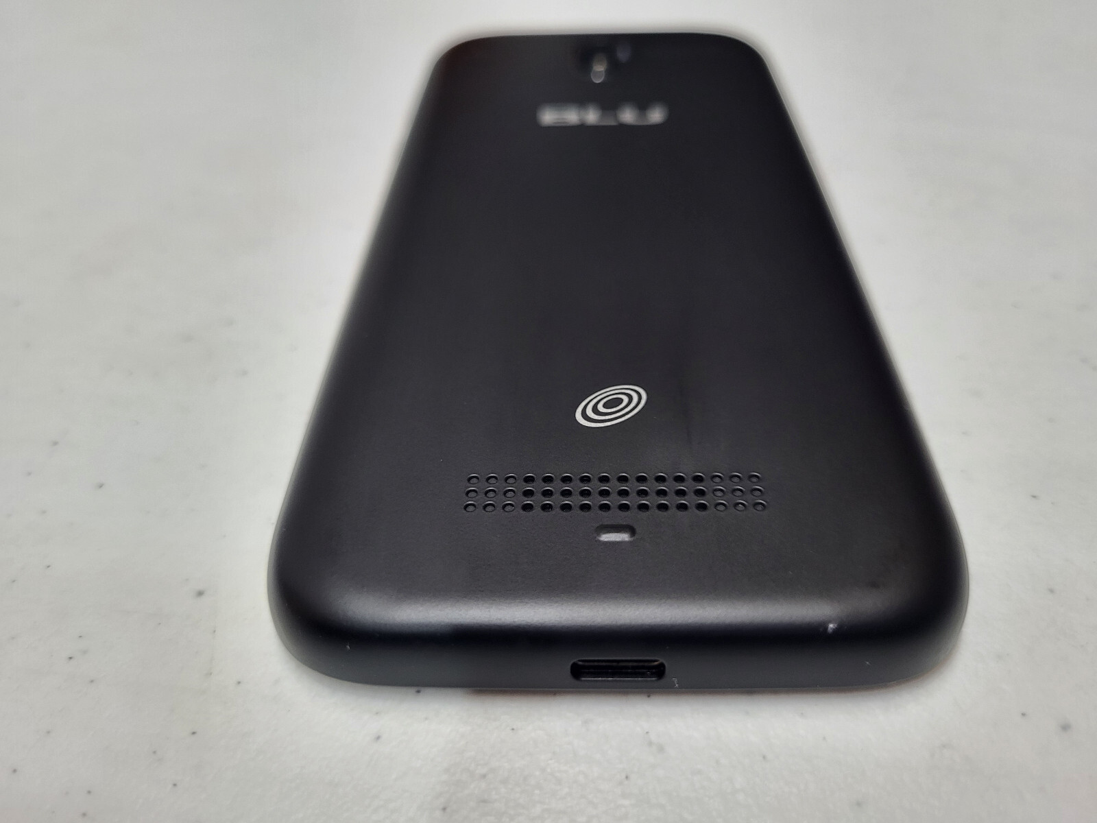 BLU View 2 – B120DL – 32GB – Black (TracFone) Android Smartphone