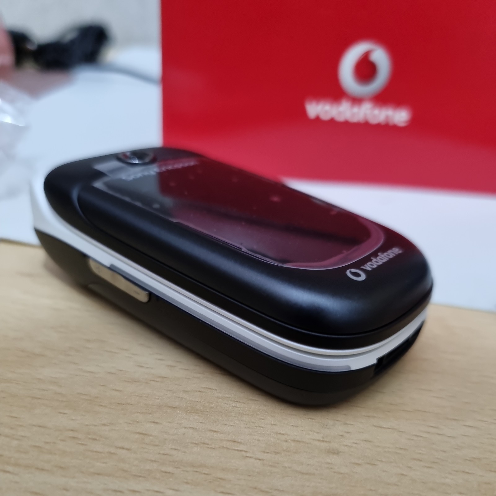 Sony Ericsson Z310i – Black New Old Stock Unlocked