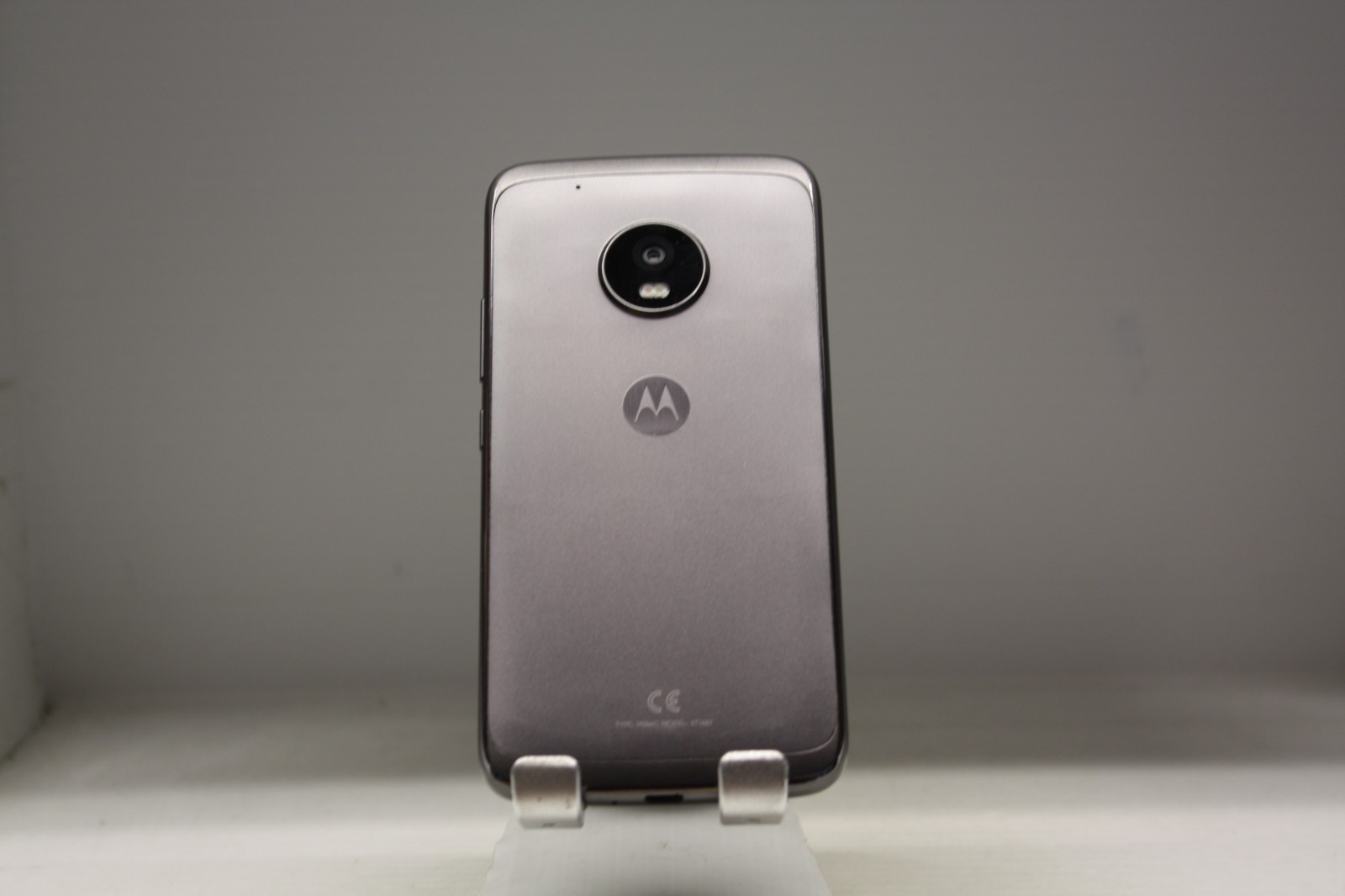 Moto G5 Plus XT1687 – 32GB – Lunar Gray (Unlocked) Smartphone.