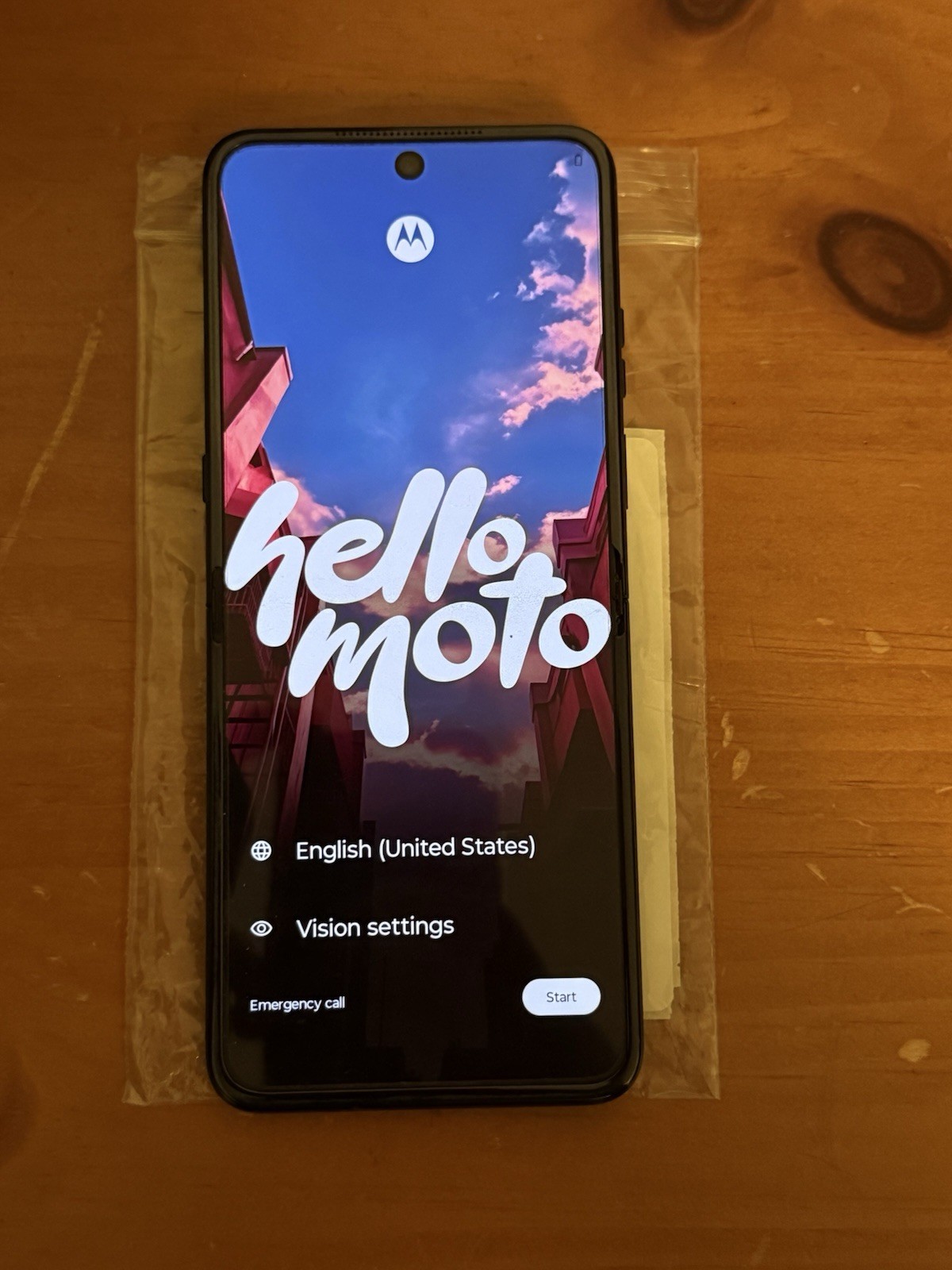 Motorola Razr Ultra 2025 (XT2551-1) – 512GB Unlocked Pantone Scarab