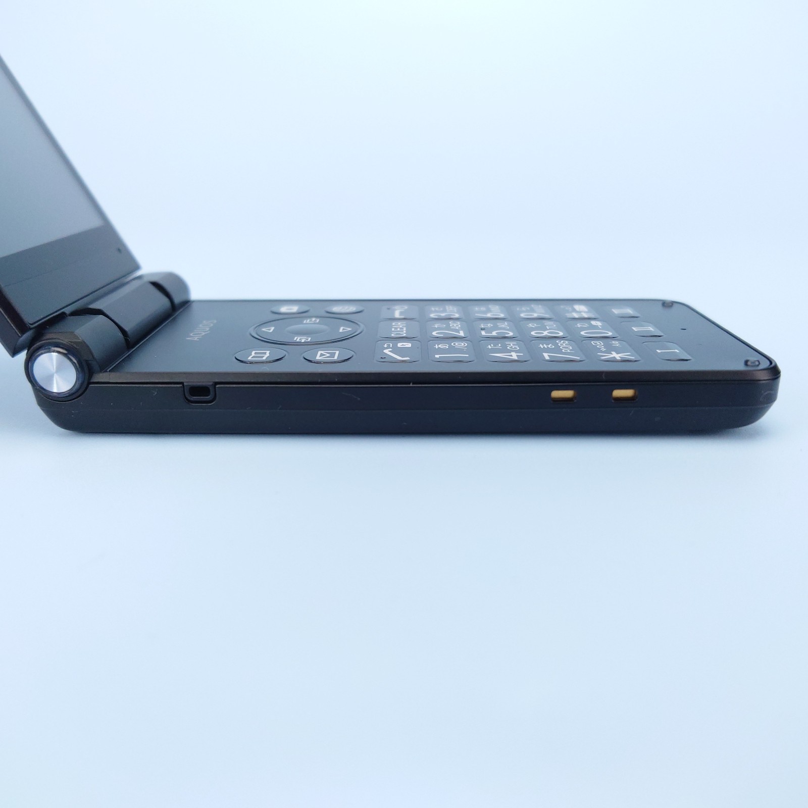 SHARP AQUOS KEITAI SH-N01 Unlocked Japanese Android Flip Phone English Ready