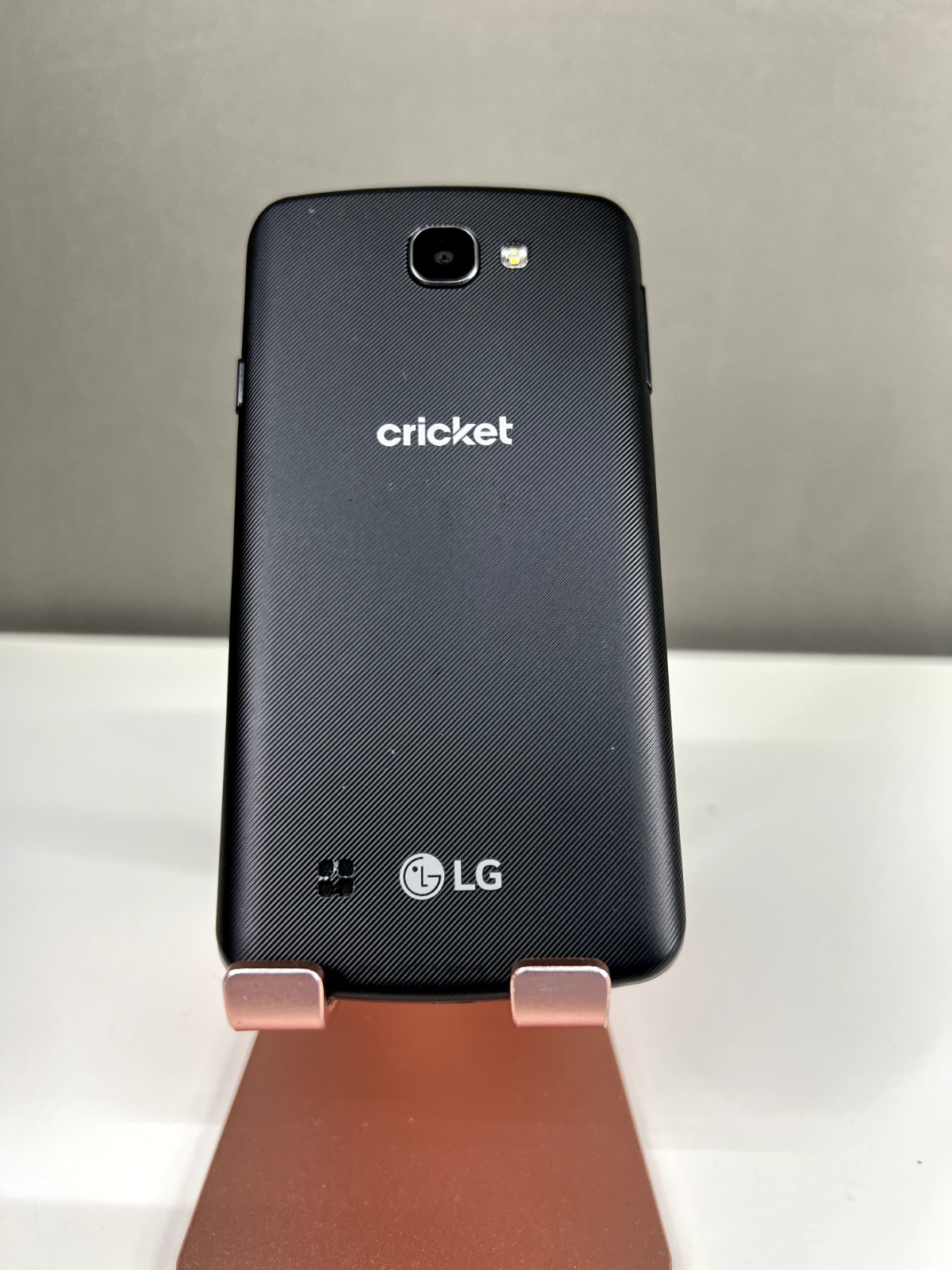 LG Spree K120 – Cricket Android Smartphone – 4.5″ – 8 GB Storage + 8GB micro SD