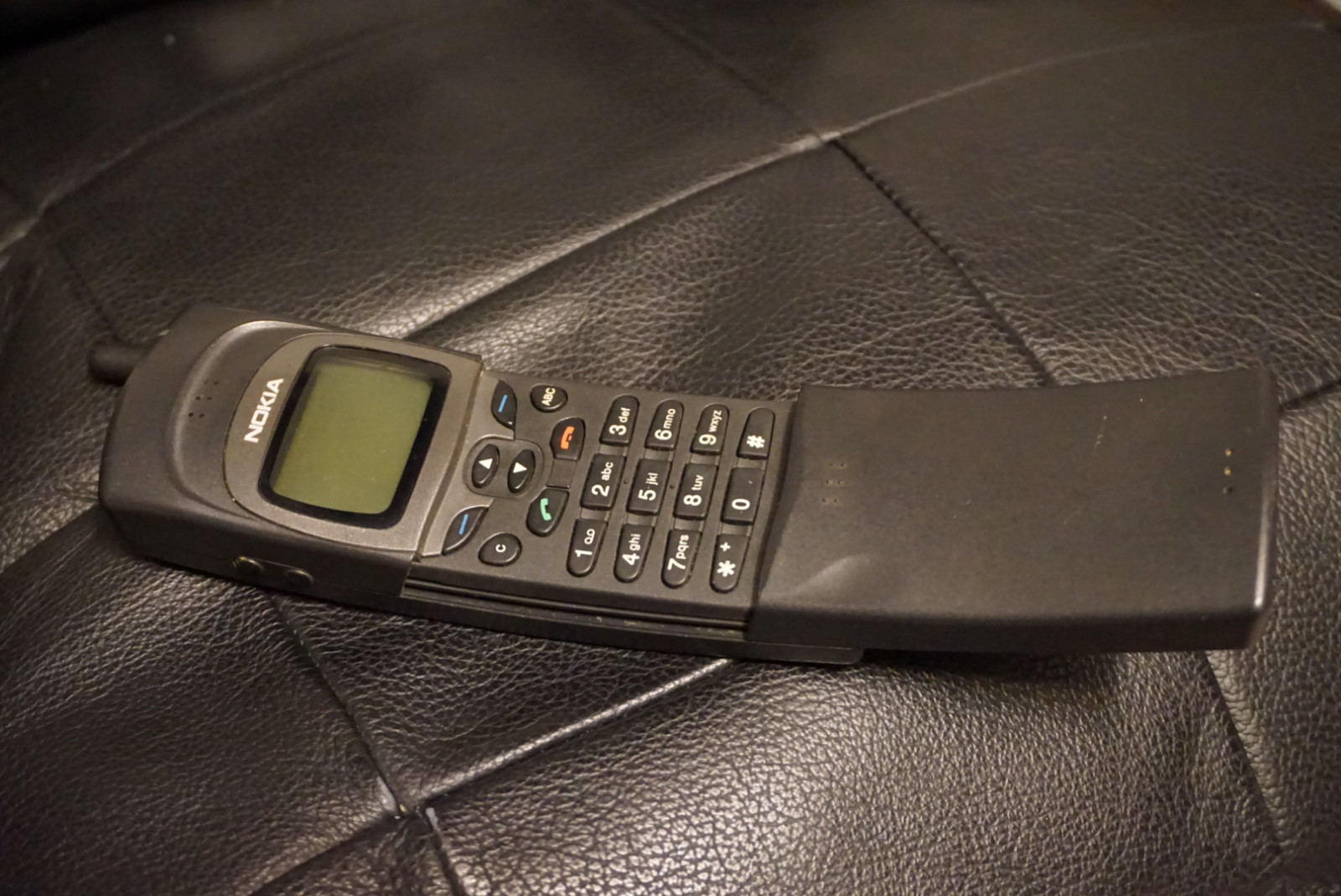 VINTAGE NOKIA 8110 NHE-6 BX MADE IN GERMANY BY NOKIA WORKING !!!!