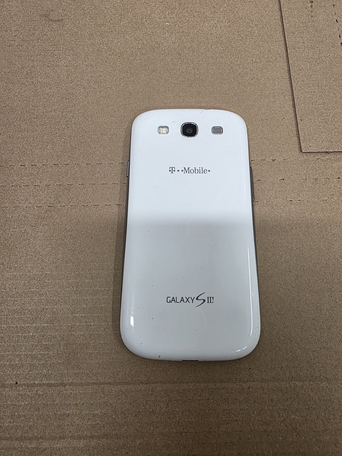 Samsung Galaxy S III (S3) (T-Mobile) – CRACKED