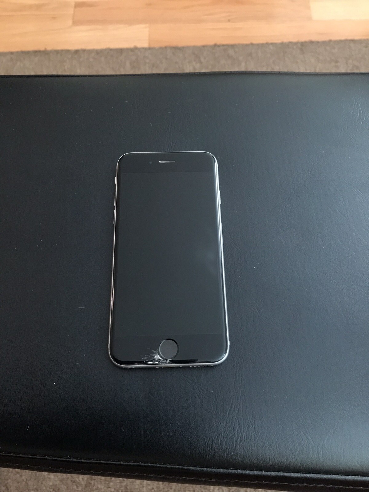Apple iPhone 6s – 64GB – Space Gray (AT&T) A1633 (CDMA + GSM)