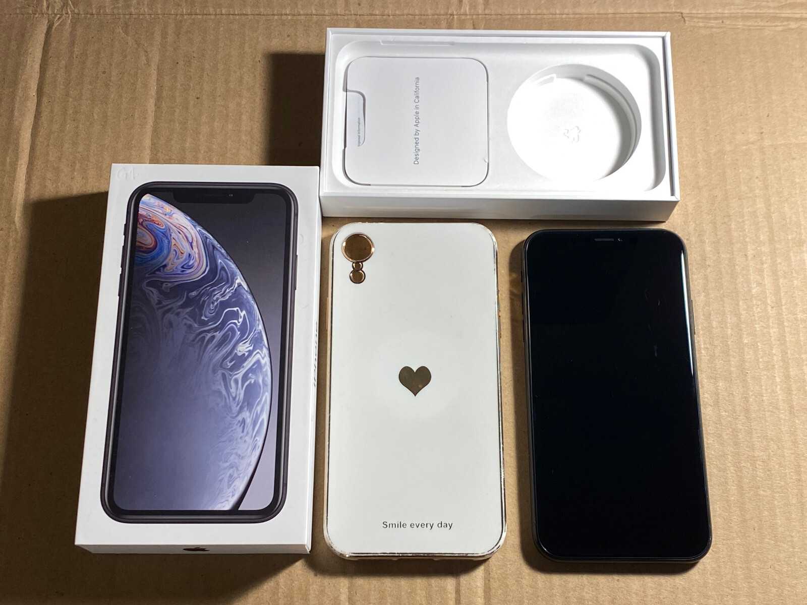 Apple iPhone XR – 128GB – Black (Unlocked) A1984 (CDMA + GSM)