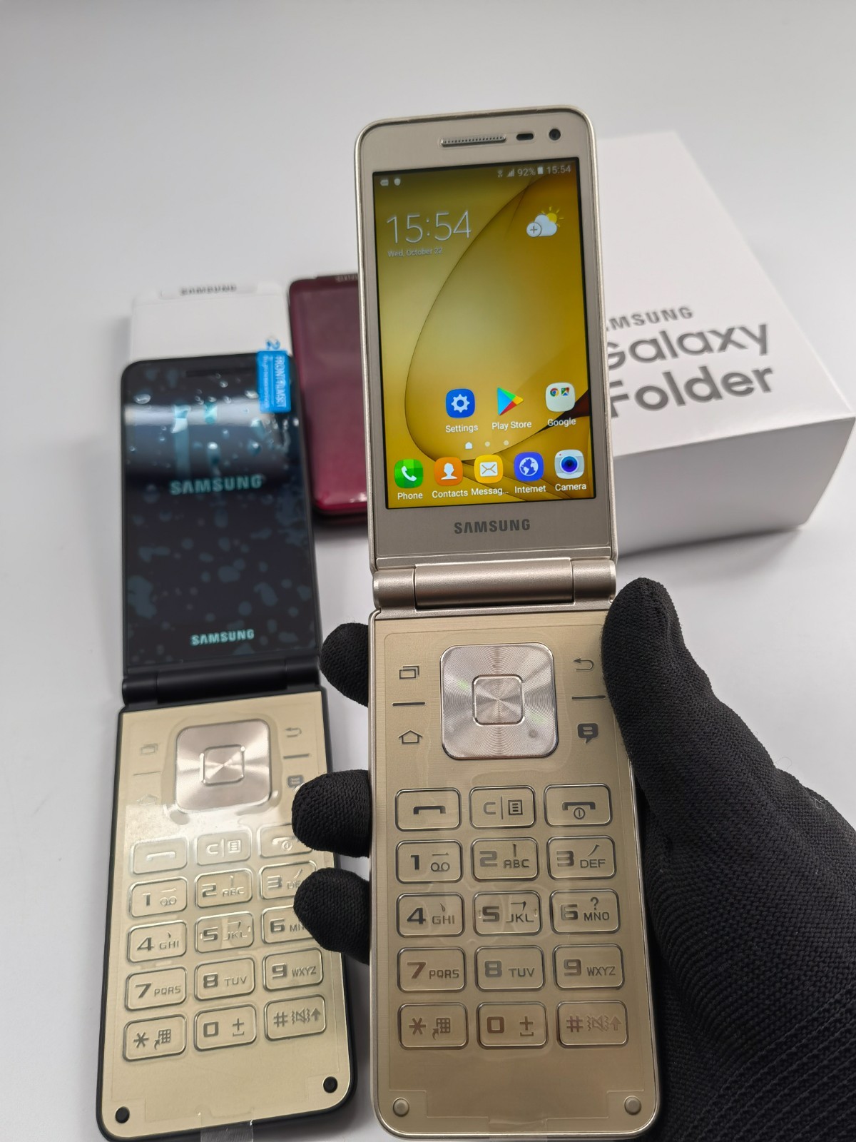 A++ Samsung Galaxy Folder SM-G1600 multiple colors Unlocked 4G flip phone