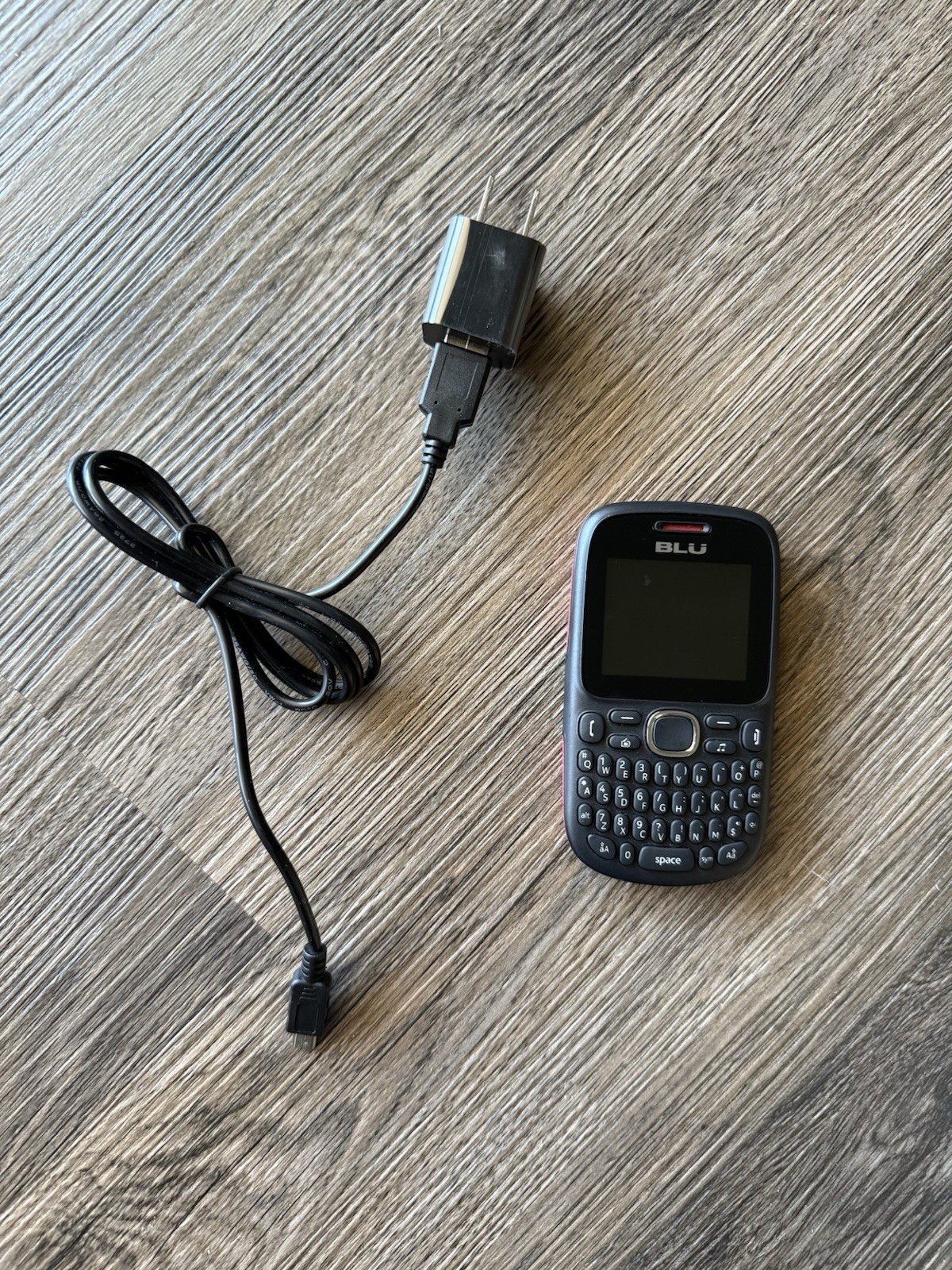 BLU Samba TV Q170T – Red Black (Unlocked) Cellular Phone Dual Sim Phone Tested